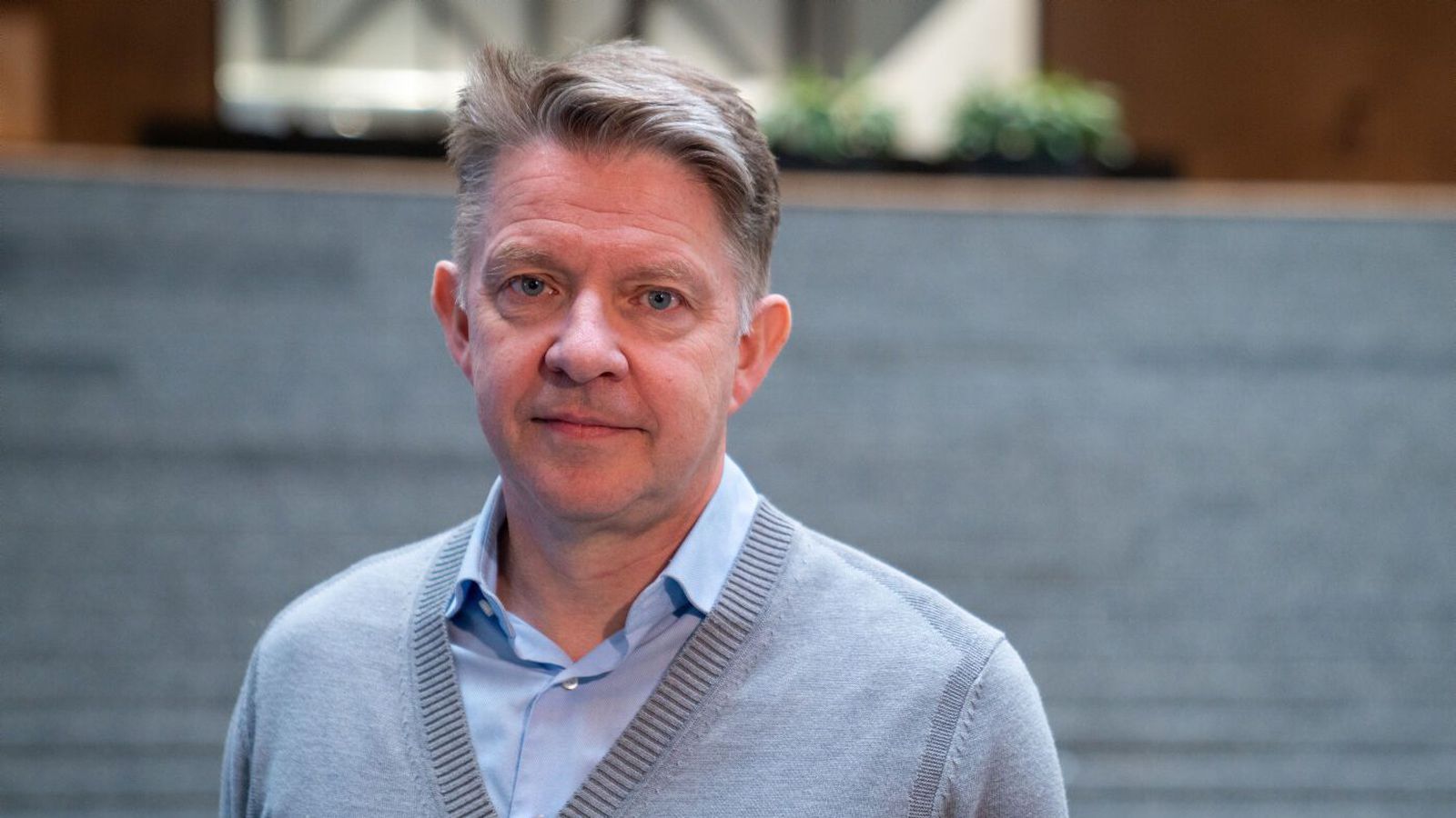 Færri tengifarþegar en fleiri komu til Ís­lands