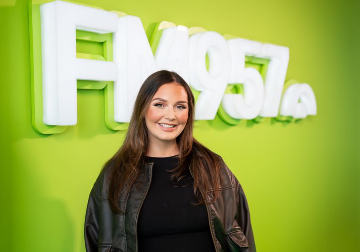 Jóhanna Helga verður í loftinu alla virka daga á milli 10 og 14 á FM957.