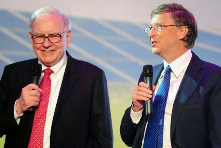 Warren Buffet (tv) hefur ekki trú á Facebook sem fjárfestingarkosti. Hér er hann með Bill Gates forstjóra Microsoft.