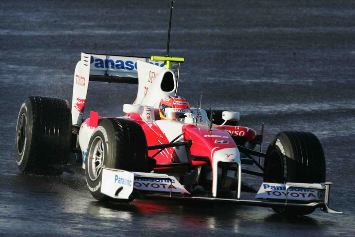 Timo Glock á Toyota hefur verið fljótastur allra tvo daga í röð.