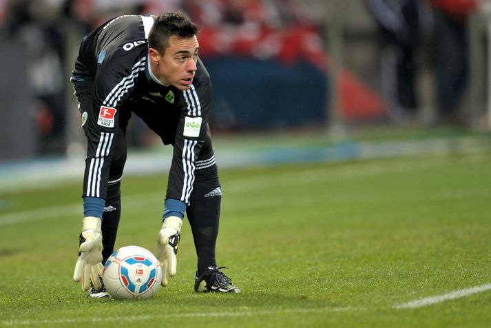 Diego Benaglio átti stórleik með Sviss í gær.