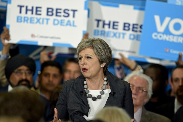 Theresa May boðar afnám mannréttinda í baráttunni gegn hryðjuverkum.