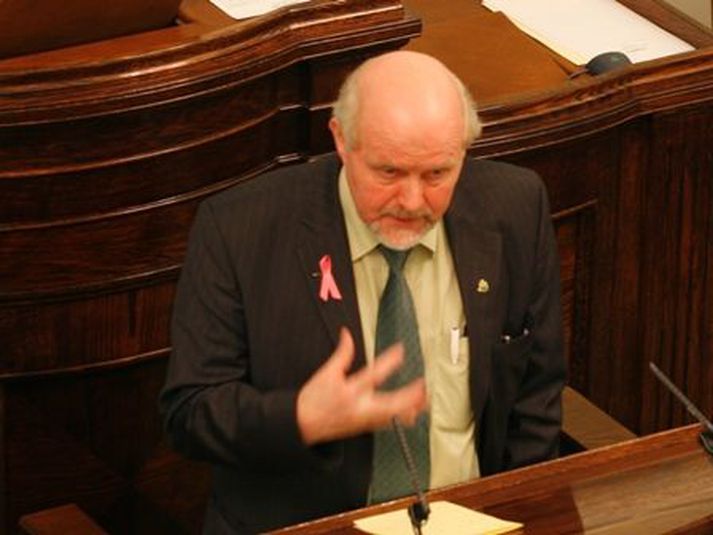 Jón Bjarnason, þingmaður VG, situr í nefnd um ríkisfjármálin.