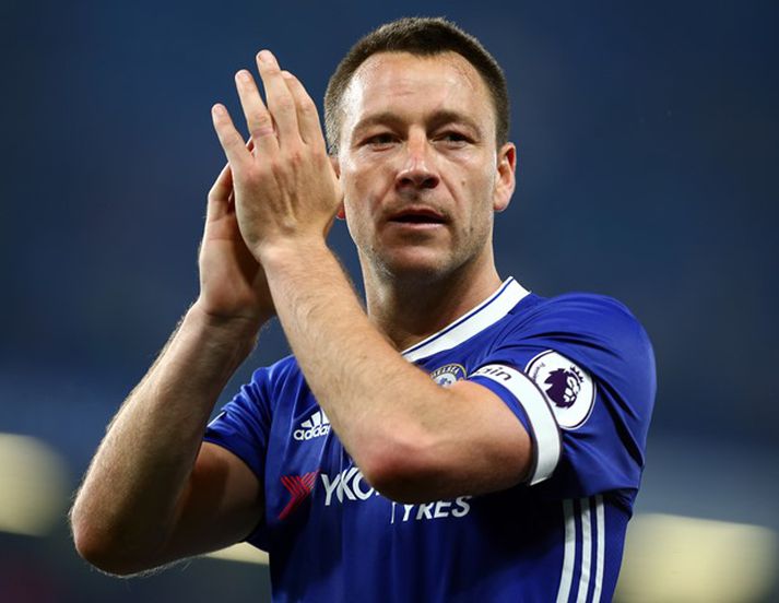 Terry kveður Chelsea eftir tímabilið.