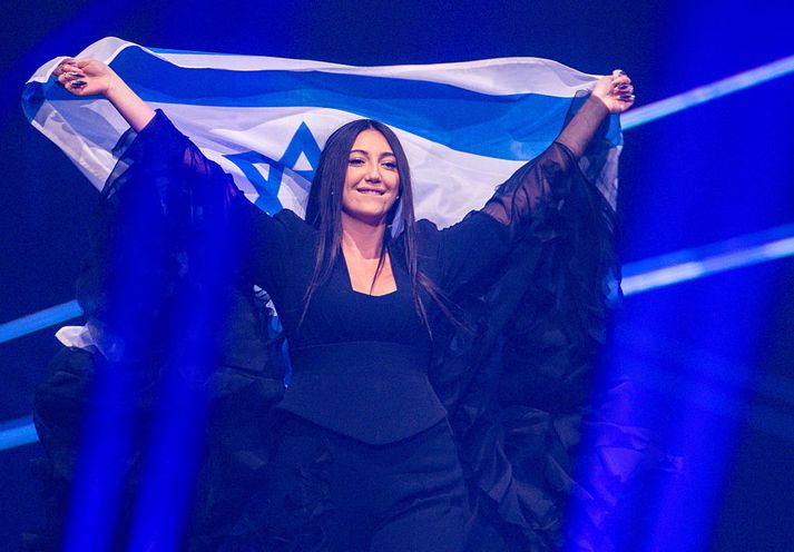 Yval Raphael keppir fyrir hönd Ísrael í Eurovision í ár með laginu A New Day Will Rise.