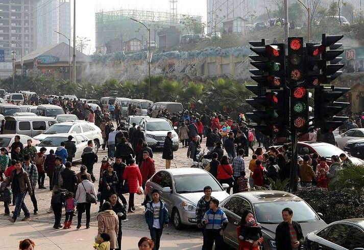 Hvers kyns iðnaðarvarningur sem fluttur er beint til Íslands frá Kína verður tollfrjáls í júlí.