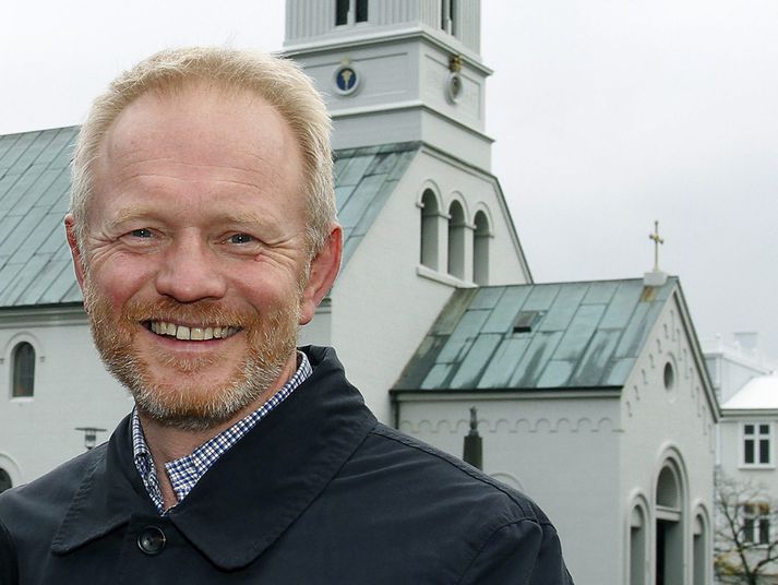 Séra Bjarni Karlsson segir sömu kenndir að verki sem fá menn til að horfa á klám og svo bardagaíþróttir.