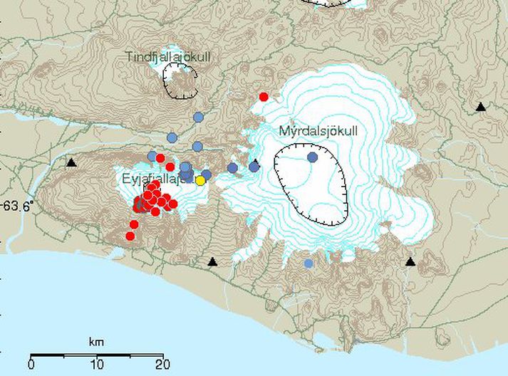 Stærsti skjálftinn hingað til mældist 2,8 stig og voru upptök hans á um sex kílómetra dýpi Norðvestur af Skógum.