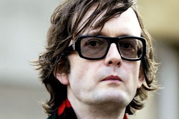 Jarvis Cocker og félagar í Pulp ætla að snúa aftur í sumar.