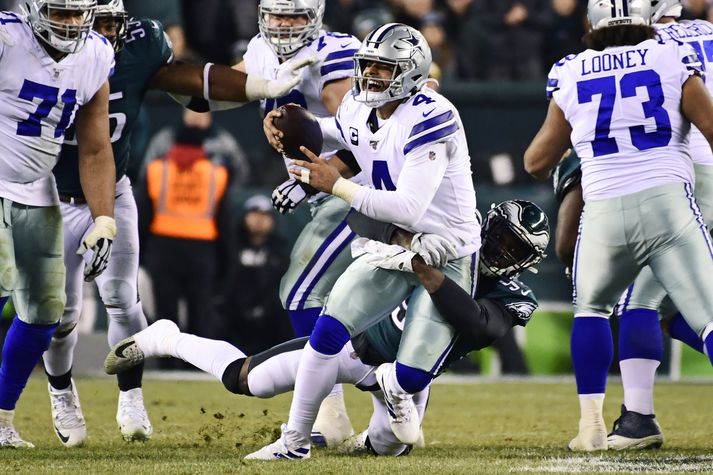 Dak Prescott og félagar í Dallas Cowboys geta ekki lengur treyst á sig sjálfa í baráttunni um sæti í úrslitakeppninni.