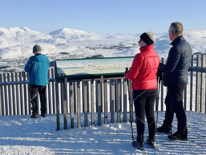 Frost á landinu verður á bilinu núll til átta stig. 