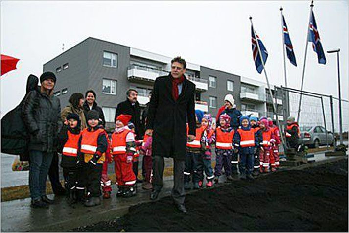 Fjórar deildir fyrir 100 börn verða í leikskólanum Ökrum.