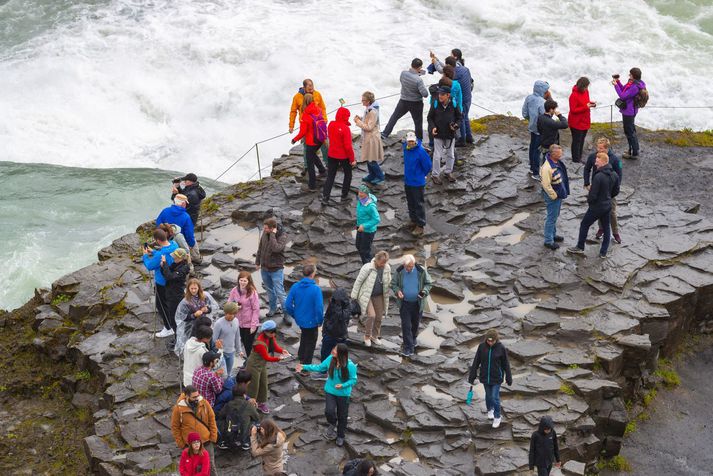 Nú er nokkuð ljóst að það verða hinar ýmsu greinar ferðaþjónustu sem verða einna verst úti, að því er segir í Hagsjá Landsbankans.