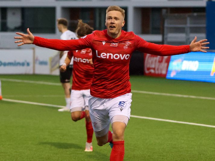 Patrick Pedersen mun stoppa lengur við á Hlíðarenda