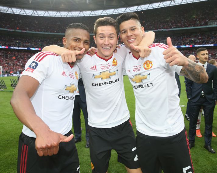Valencia og Herrera ásamt Marcos Rojo.