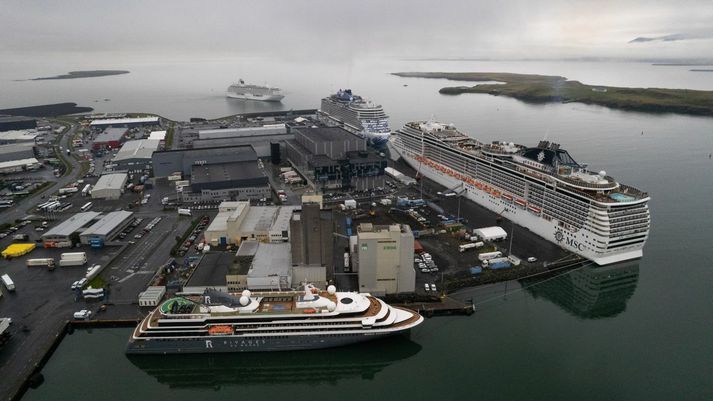 Samkvæmt heimildum fréttastofu voru um sex kíló af kókaíni og amfetamíni flutt til landsins með skemmtiferðaskipi, falin í fölskum botni á eldhúspottum. Myndin er úr safni