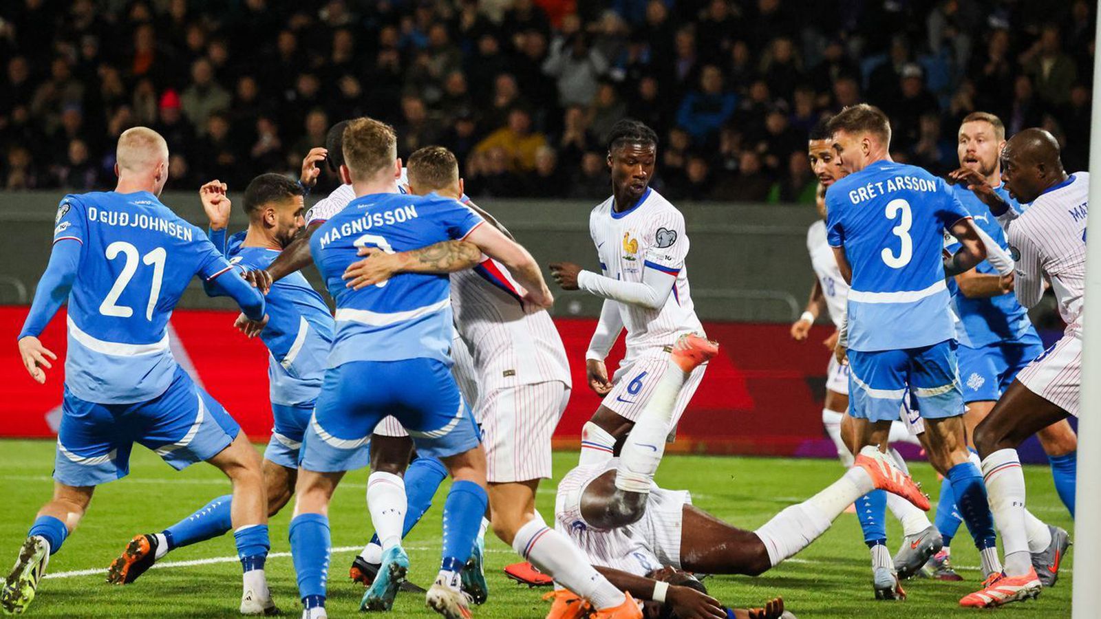 „Ljóð­rænt rétt­læti eftir það sem gerðist í París“