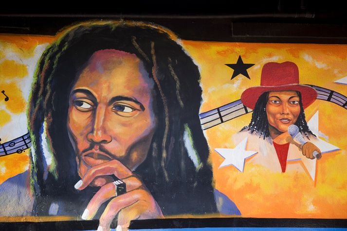Bob Marley lést úr krabbameini árið 1981.