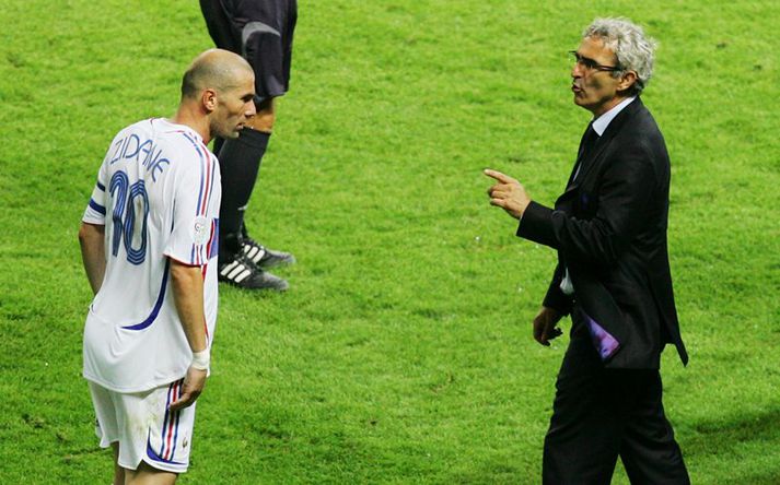 Zidane og Domenech í úrslitaleiknum fræga árið 2006.