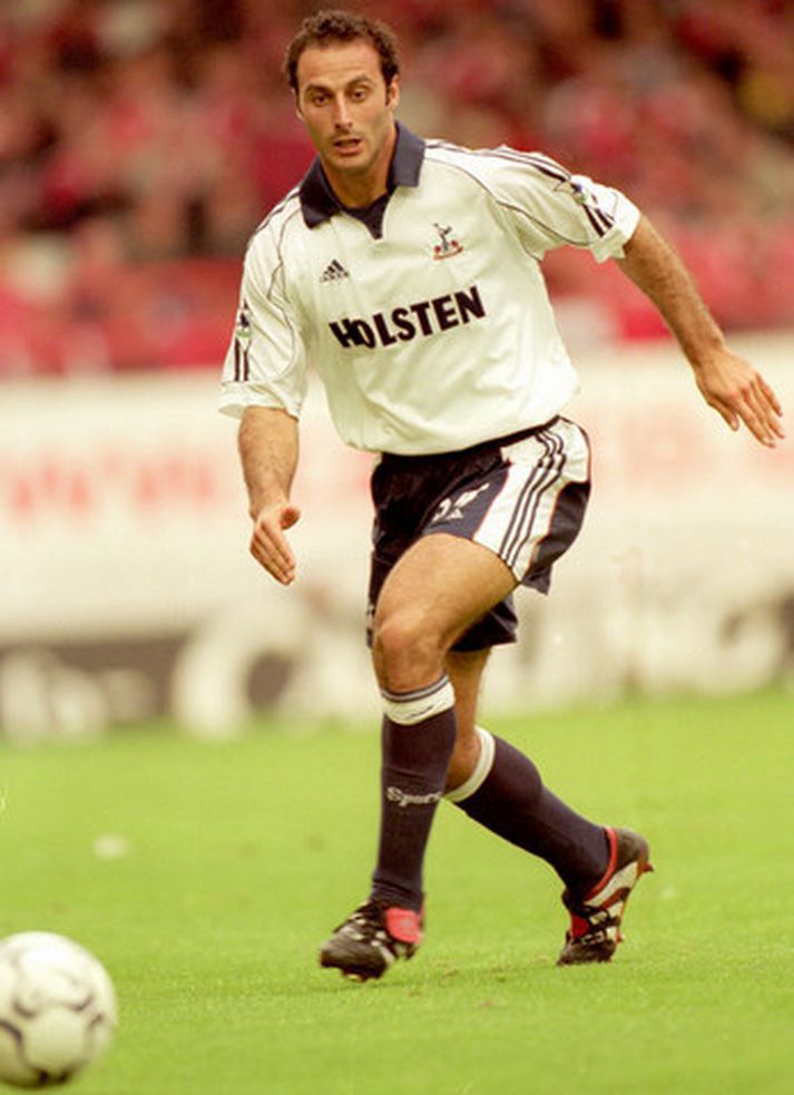 Ramon Vega í leik með Tottenham árið 2000.