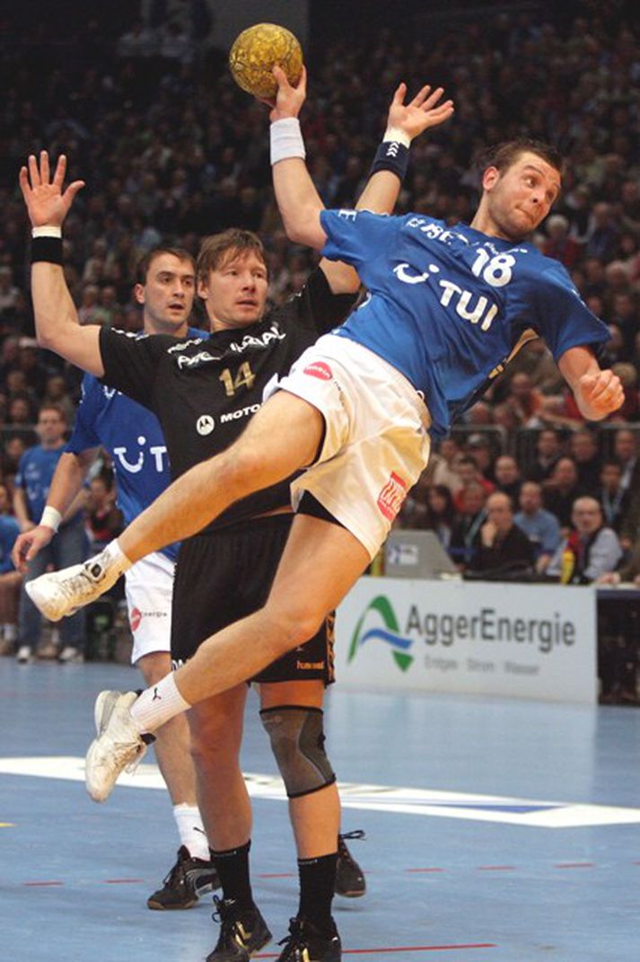 Róbert Gunnarsson í leik með Gummersbach.