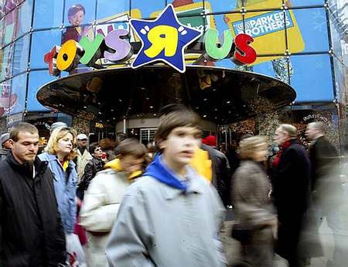 Toys 'R' Us í Kópavogi tóku umrætt leikfang úr sölu.