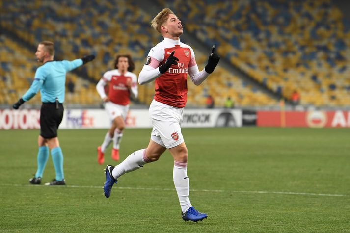 Emile Smith Rowe fagnar marki sínu.