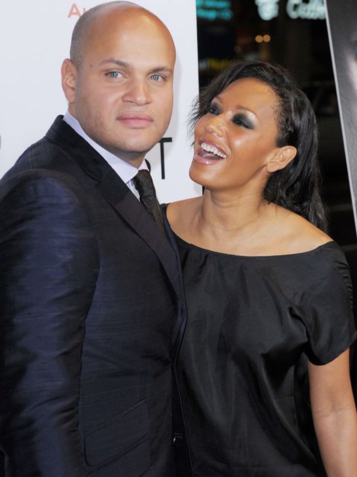 Hjónin Stephen Belafonte og Mel B eru framleiðendur þáttanna og bjóða því upp á sögulegar sættir við Eddie Murphy.