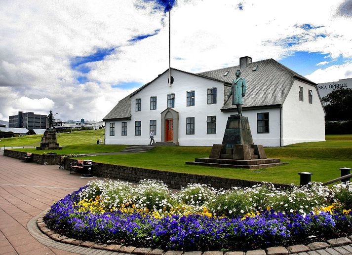 Niðurstöður sérfræðihópsins voru samþykktar á ríkisstjórnarfundi í morgun.