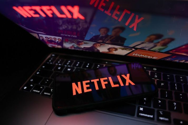 Netflix hafði tapað um það bil milljón áskrifenda á árinu.