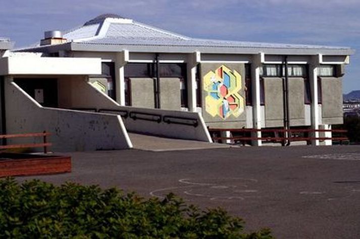 Nýi skólinn verður starfræktur þar sem Öskjuhlíðaskóli var. Mynd/ Róbert