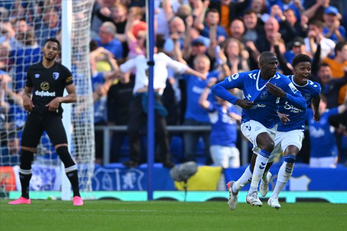 Abdoulaye Doucoure reyndist hetja Everton í dag.