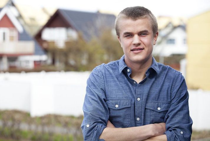 Efnilegur Guðmundur Reynir Gunnarsson, hagfræðinemi og fótboltamaður í KR, hlaut hæstu einkunn frá Harvard-háskólanum þar sem hann stundaði skiptinám í vetur.fréttablaðið/stefán