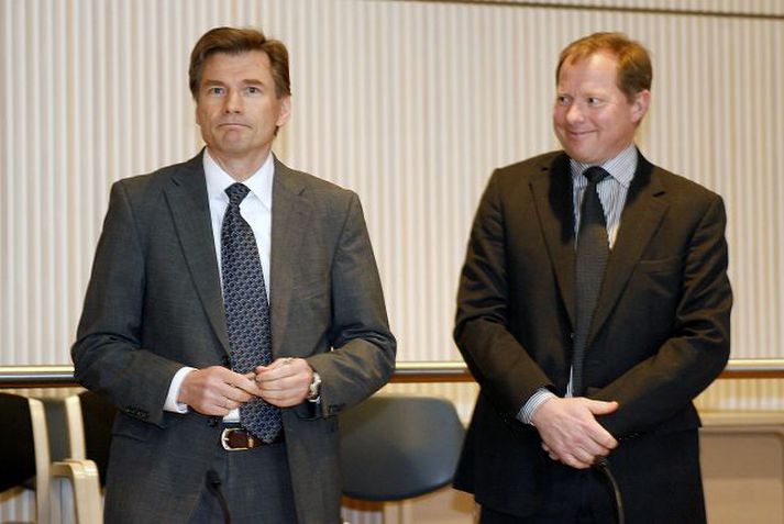 Seðlabankastjórarnir Arnór Sighvatsson aðstoðarseðlabankastjóri og Svein Harald Øygard seðlabankastjóri við kynningu á vaxtaákvörðun peninganefndar Seðlabanka Íslands í gærmorgun. 