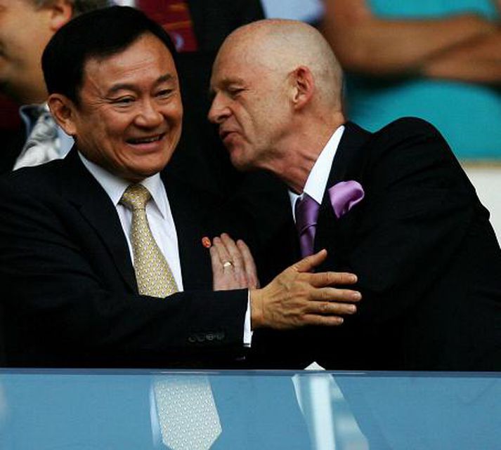 Thaksin Shinawatra í stúkunni með Eggerti Magnússyni, fyrrum eiganda West Ham.