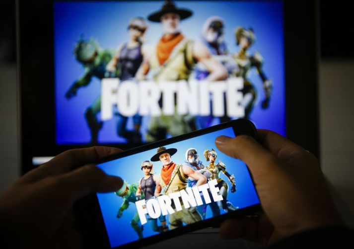 Maðurinn hafði verið að spila Fortnite og streymdi frá spilun sinni á netinu.