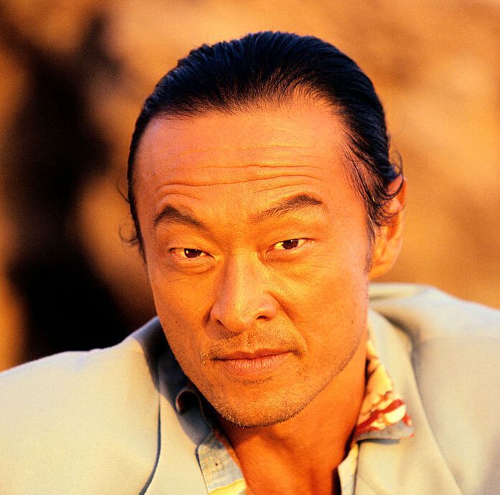 Cary-Hiroyuki Tagawa fór með hlutverk Shang Tshung í Mortal Kombat-myndunum. 