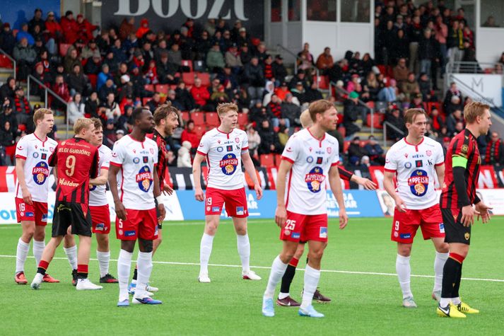 Eftir þrettán sigra í Bestu deild karla í röð tapaði Víkingur fyrir Þór á Akureyri í gær.