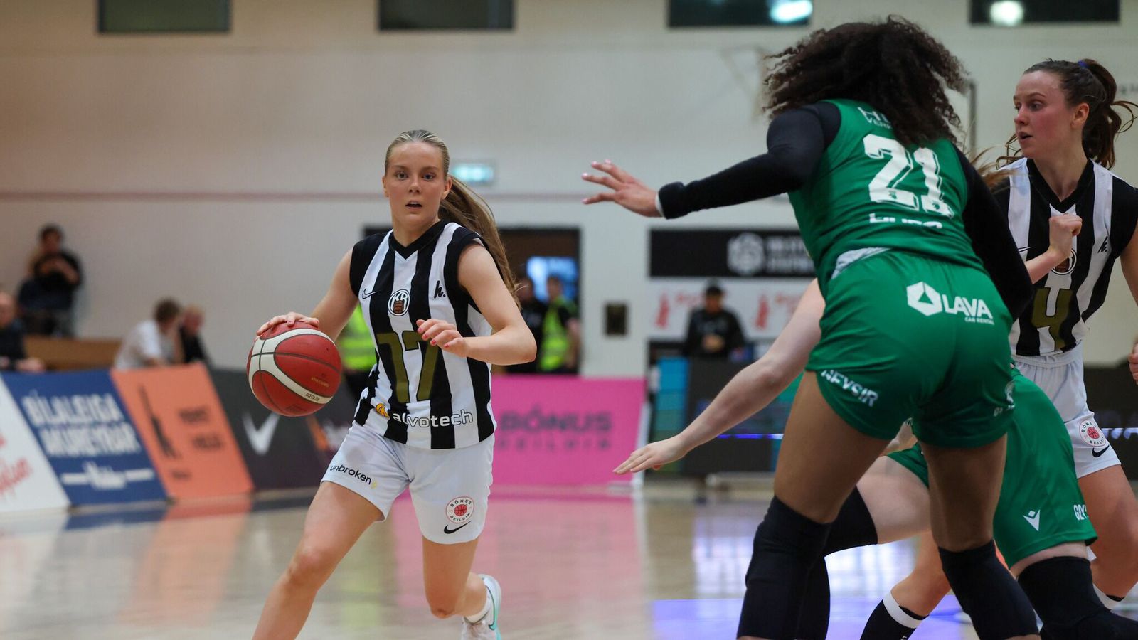 Upp­gjörið KR - Njarð­vík 89-70 | KR vann toppslaginn gegn Njarð­vík í Vestur­bænum