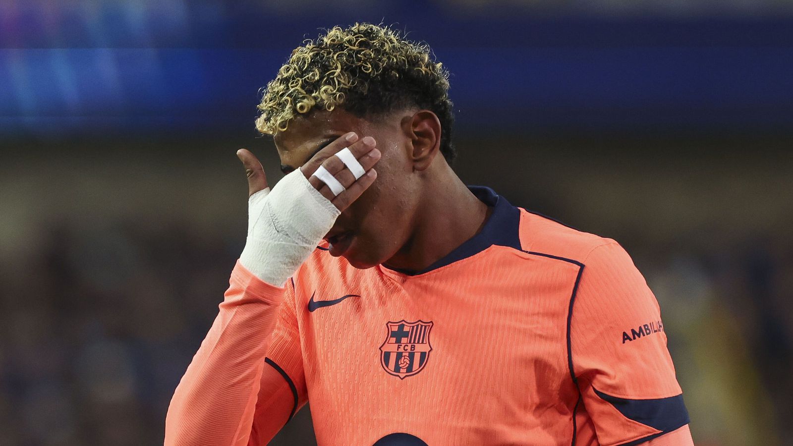 Barcelona fór á bak við spænska sam­bandið og sendi Yamal í að­gerð