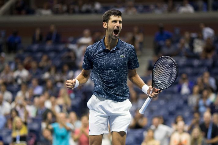 Djokovic fagnar í undanúrslitaeinvíginu