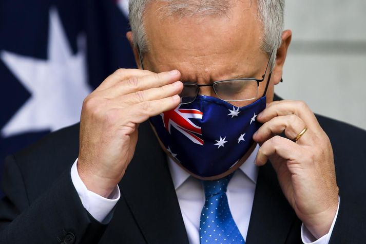 Forsætisráðherrann Scott Morrison og ríkisstjórn hans gera nú allt til að ná utan um smit í landinu.