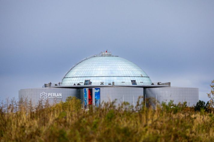 Reykjavíkurborg keypti Perluna árið 2013 og síðar tvo vatnstanka Orkuveitu Reykjavíkur. Nú vill hún selja eignina.