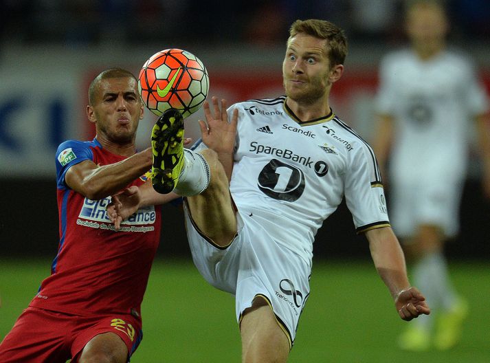 Matthías í leik með Rosenborg í Evrópudeildinni. fréttablaðið/afp