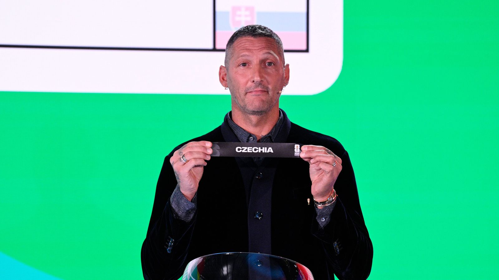 Skandall skekur Tékk­land skömmu fyrir leik gegn læri­sveinum Heimis