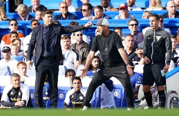 Mauricio Pochettino og Jürgen Klopp á hliðarlínunni þegar Chelsea og Liverpool áttust við á dögunum.