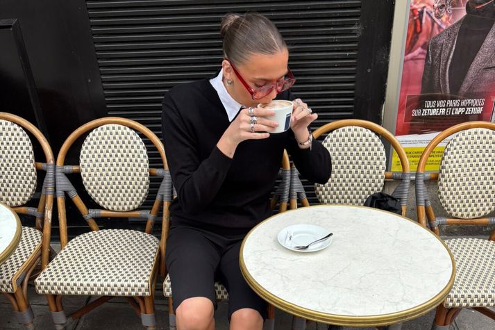 Sara Kamban er alvöru Parísarpæja í vetur.