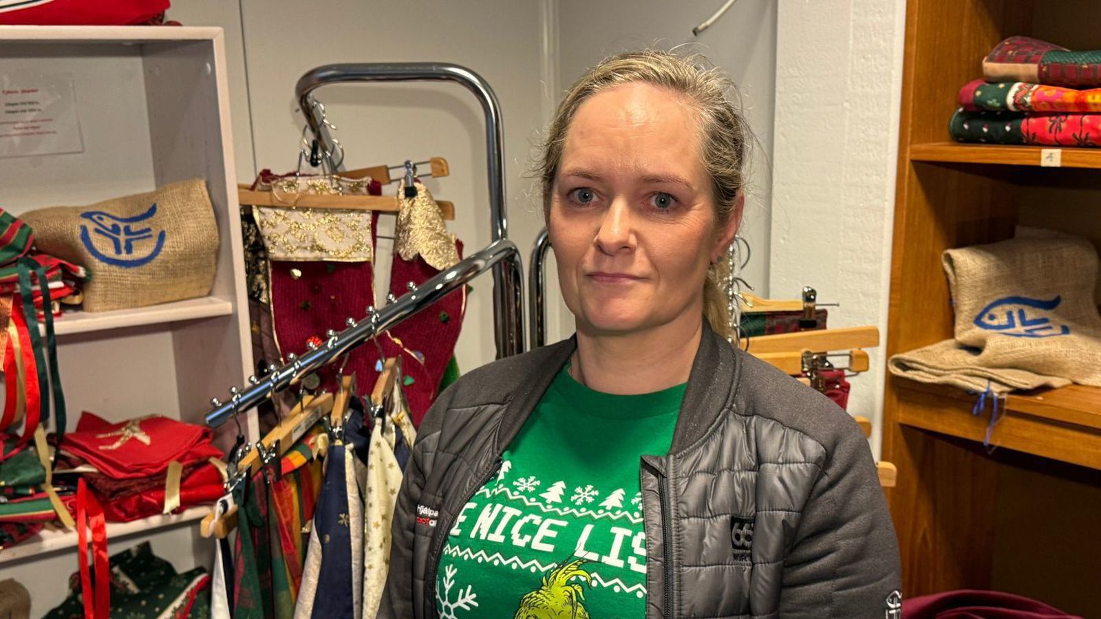 Hjálparbeiðnum fjölgar mikið og enn meiri dýr­tíð spáð í desem­ber - Vísir