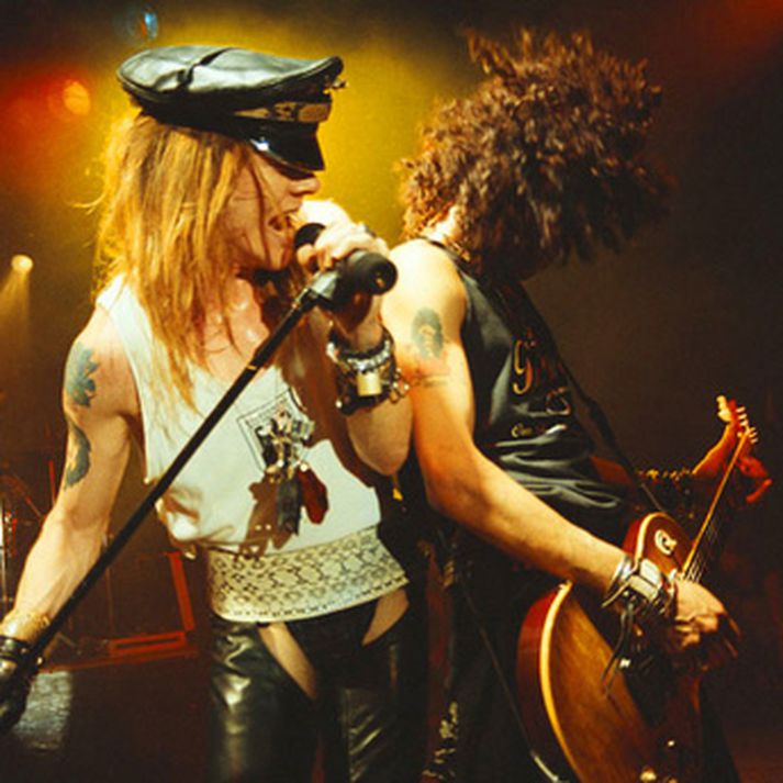 Axl Rose og gítarleikarinn Slash meðan allt lék í lyndi.