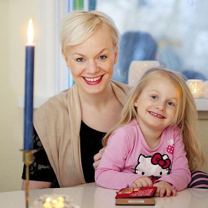 Guðrún Dís Emilsdóttir er umsjónarmaður sjónvarpsþáttarins Flikk-Flakk sem hefur göngu sína á RÚV annað kvöld. Hún hlakkar mikið til að sjá árangurinn.